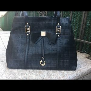 NEW Bow detailed shoulder bag